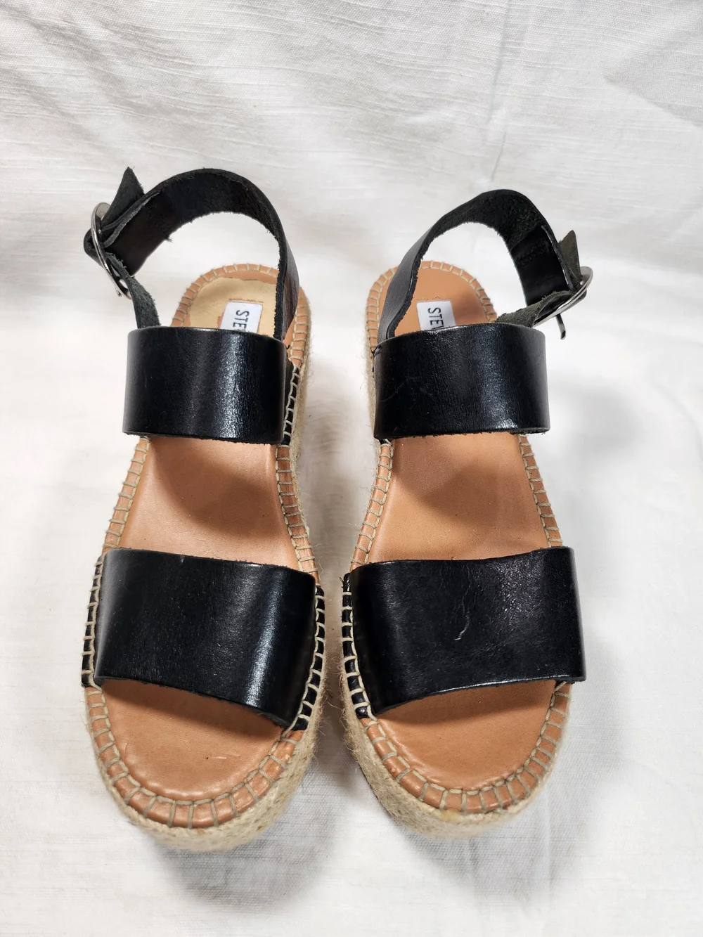 Steve Madden note small